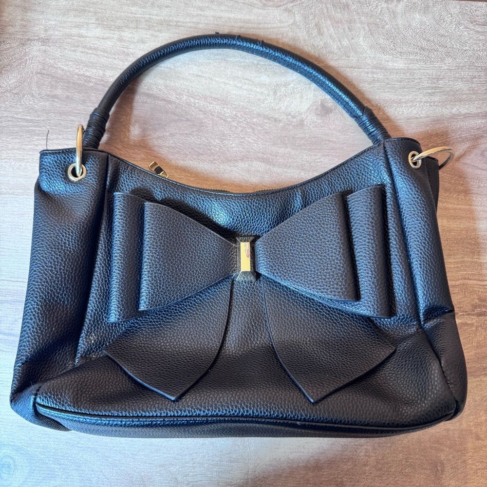 Crossi New York Bow Shoulder Hand Bag Black Sleek Girl Whimsy Goth